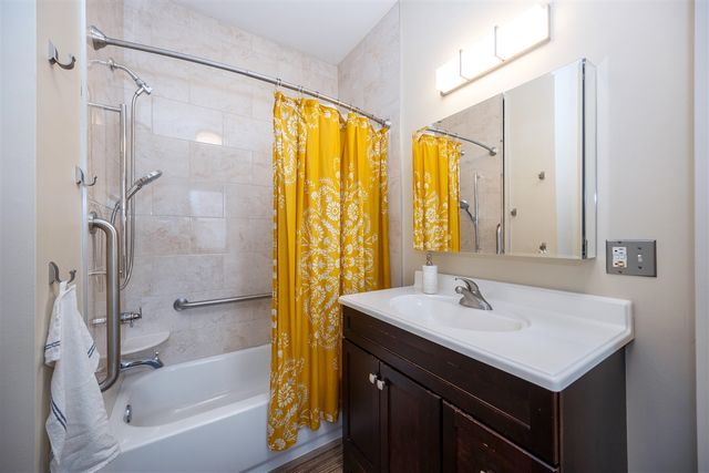 424 Little Lake Drive 26, Ann Arbor, MI 48103