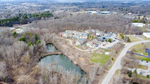 424 Little Lake Drive 26, Ann Arbor, MI 48103