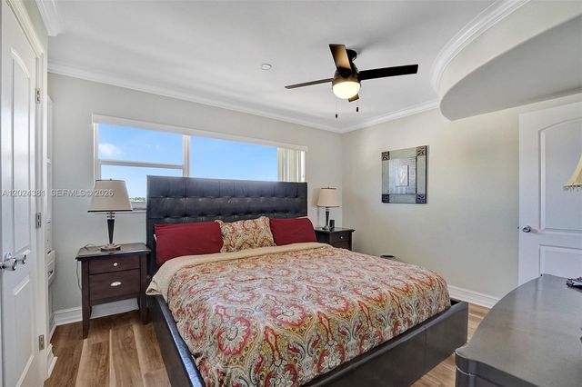 300 Oregon St 503, Hollywood, FL 33019