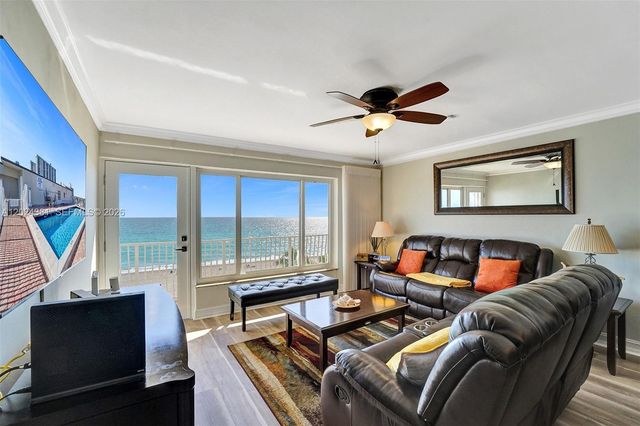 300 Oregon St 503, Hollywood, FL 33019