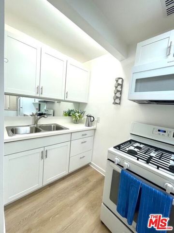 1453 S Westgate Avenue, Los Angeles, CA 90025