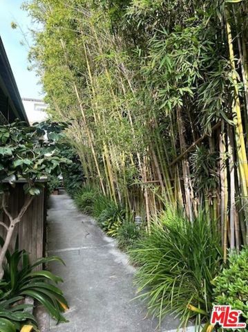 1453 S Westgate Avenue, Los Angeles, CA 90025