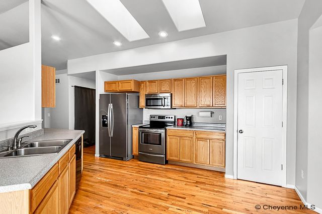 1677 BLUES DR, Cheyenne, WY 82007