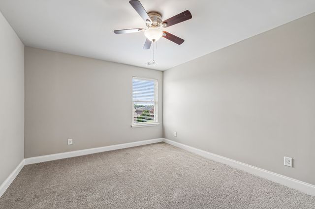 2012 Devonwood Ln, Thompsons Station, TN 37179