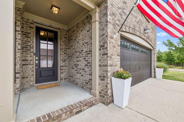 2012 Devonwood Ln, Thompsons Station, TN 37179
