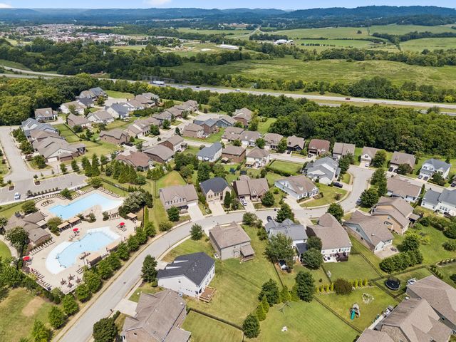 2012 Devonwood Ln, Thompsons Station, TN 37179