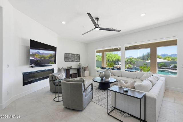 11269 E CIMARRON Drive, Scottsdale, AZ 85262