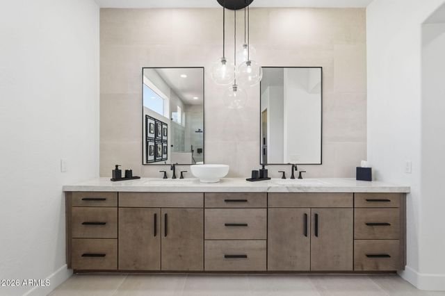 11269 E CIMARRON Drive, Scottsdale, AZ 85262