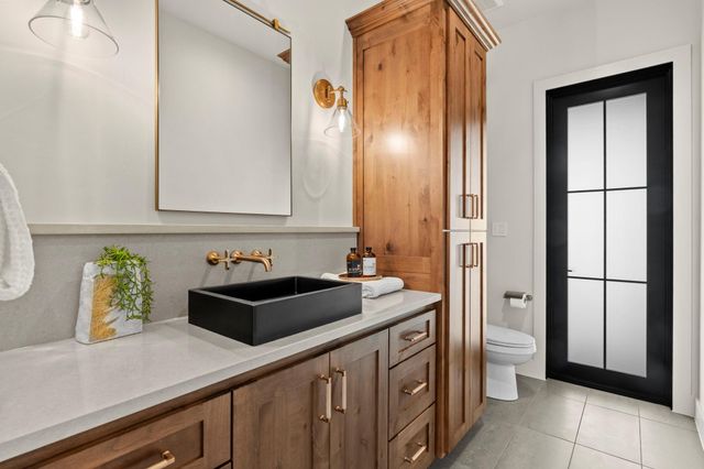 1562 Canyon Crossing View, Dripping Springs, TX 78620