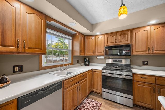 1418 19th Avenue, Silvis, IL 61282