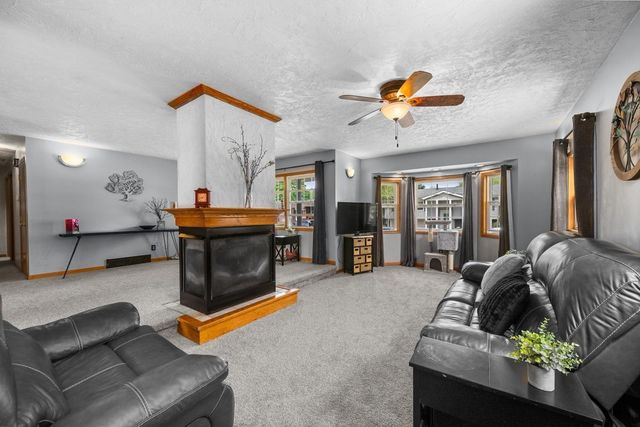 1418 19th Avenue, Silvis, IL 61282