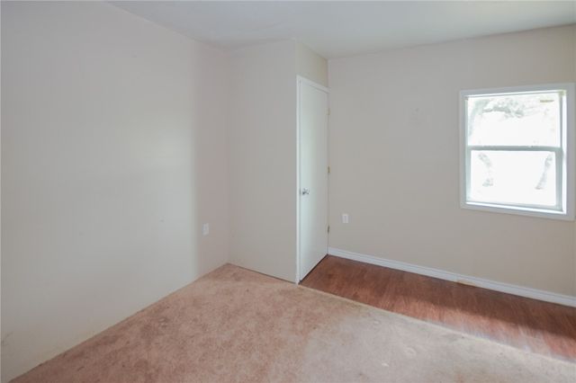 608 S 10th St, Aransas Pass, TX 78336