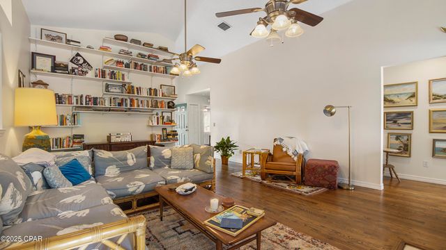 3431 Cherry Ridge Road, Lynn Haven, FL 32444