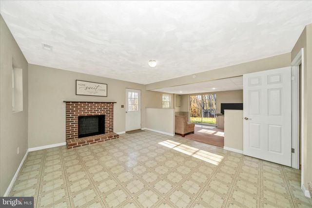 11023 HORSESHOE DR, Frederick, MD 21701