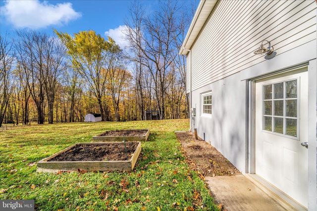 11023 HORSESHOE DR, Frederick, MD 21701