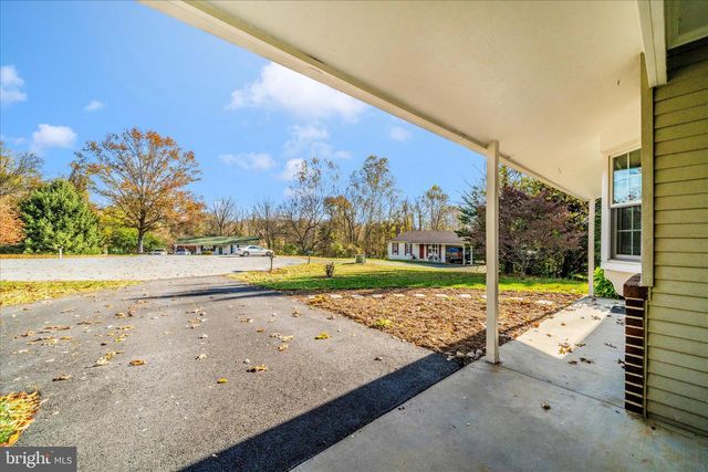 11023 HORSESHOE DR, Frederick, MD 21701