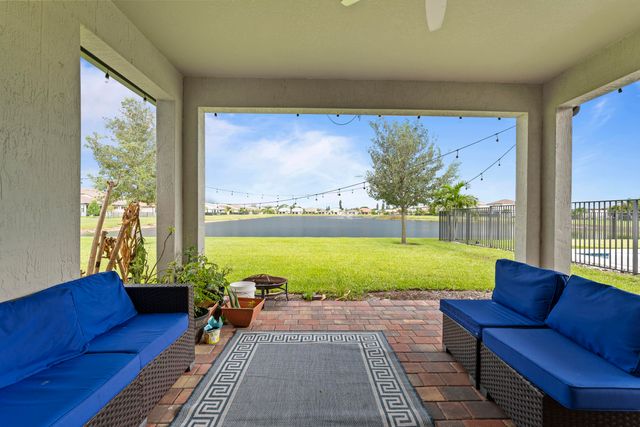 8196 Cinch Way, Lake Worth, FL 33467