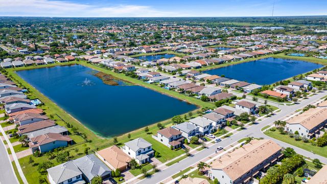 8196 Cinch Way, Lake Worth, FL 33467