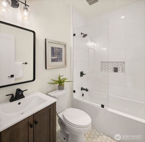 720 20th Avenue W, Kirkland, WA 98033