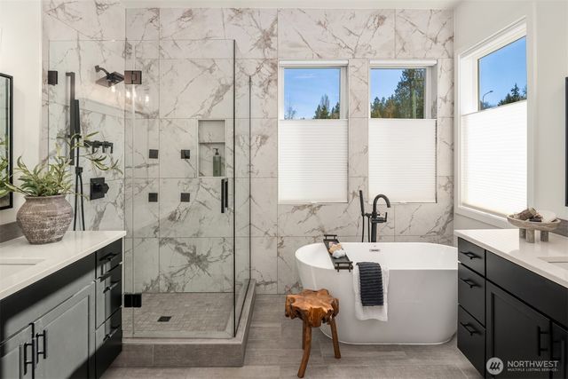 720 20th Avenue W, Kirkland, WA 98033