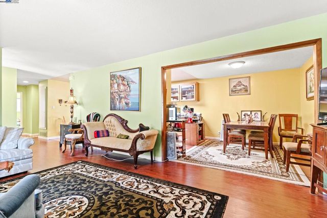 767 Marlesta Rd, Pinole, CA 94564