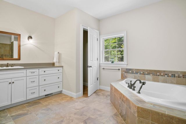165 Ambrose Way, Wolfeboro, NH 03894