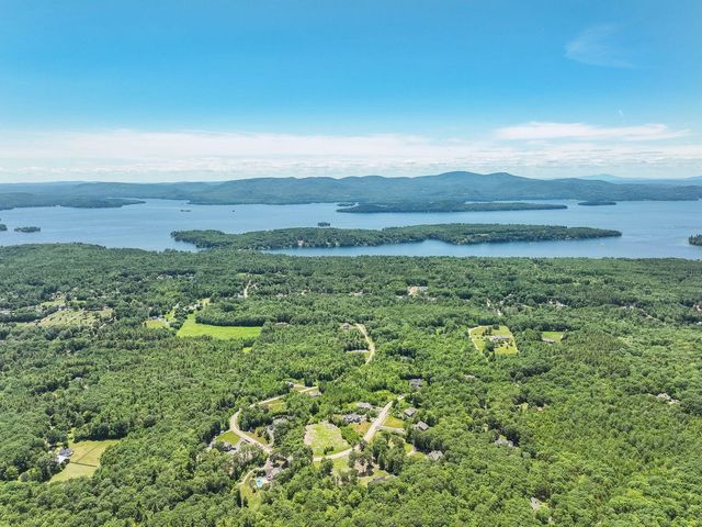 165 Ambrose Way, Wolfeboro, NH 03894