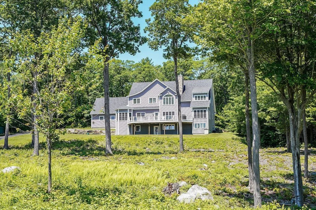 165 Ambrose Way, Wolfeboro, NH 03894
