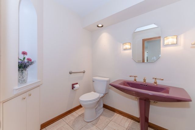 717 Westridge Road, Joliet, IL 60431