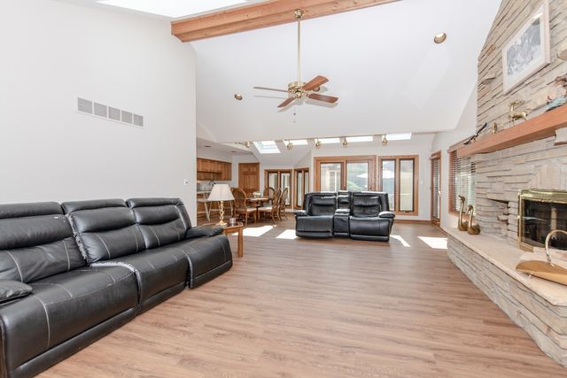 717 Westridge Road, Joliet, IL 60431