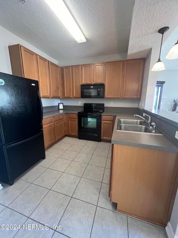 575 OAKLEAF PLANTATION Parkway, 808, Orange Park, FL 32065