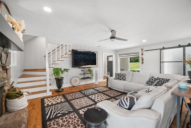 6525 S 221st East Avenue, Broken Arrow, OK 74014