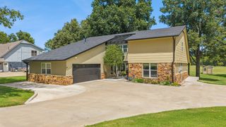 6525 S 221st East Avenue, Broken Arrow, OK 74014
