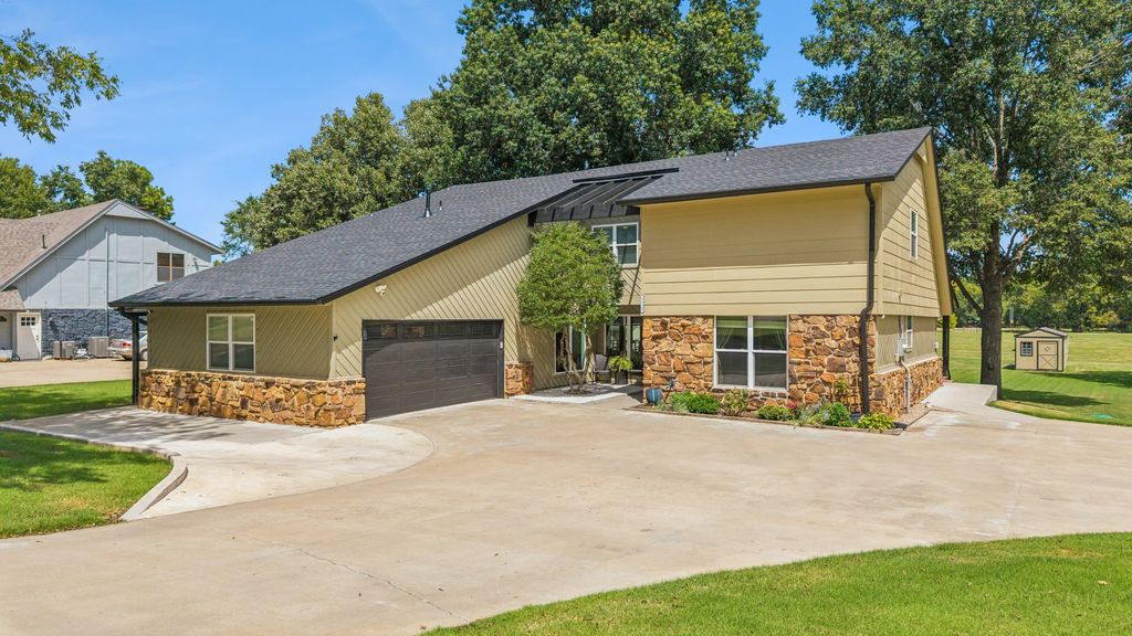 6525 S 221st East Avenue, Broken Arrow, OK 74014