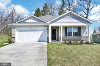 290 PEKING LN, Martinsburg, WV 25403