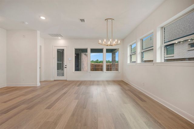 2085 Emerald Grove Drive, Arlington, TX 76005
