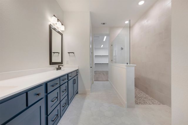 2085 Emerald Grove Drive, Arlington, TX 76005