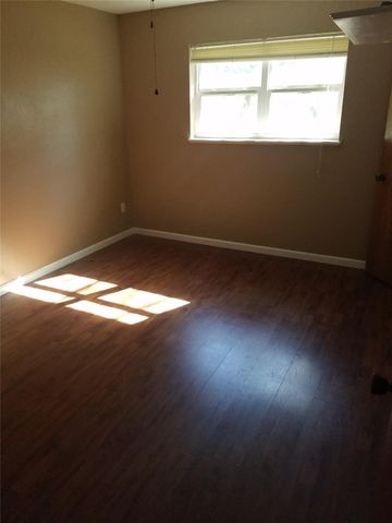 9025 Lone Oak Drive, Shreveport, LA 71118