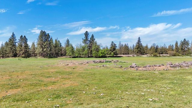 14414 S Stangland Rd, Cheney, WA 99004
