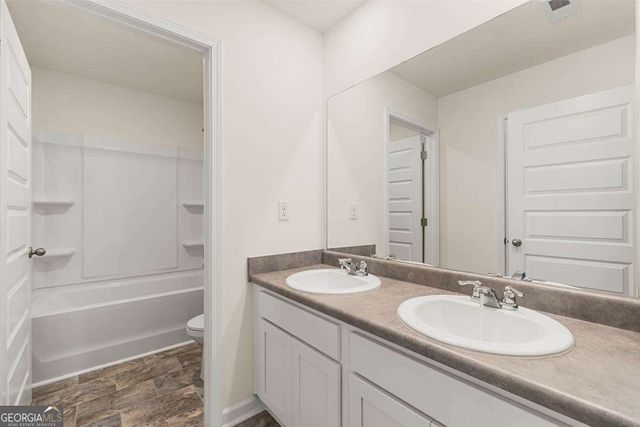 146 Oakchase Park Lane, Hampton, GA 30228