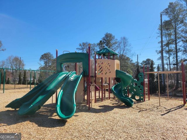146 Oakchase Park Lane, Hampton, GA 30228