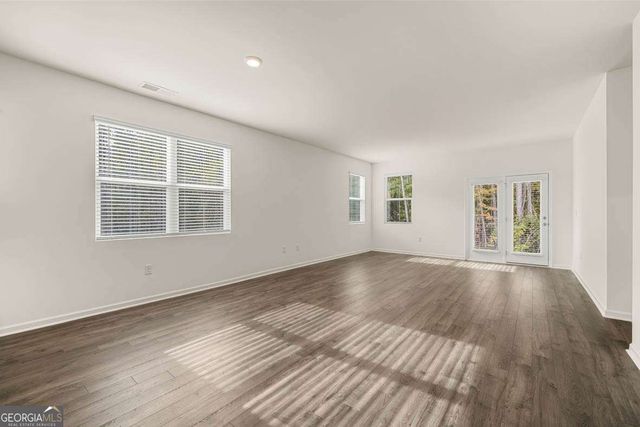 146 Oakchase Park Lane, Hampton, GA 30228