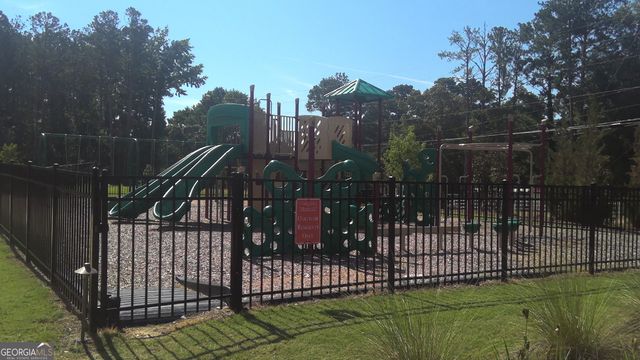 146 Oakchase Park Lane, Hampton, GA 30228