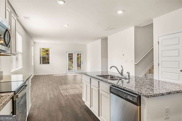 146 Oakchase Park Lane, Hampton, GA 30228