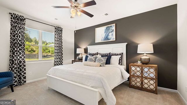 146 Oakchase Park Lane, Hampton, GA 30228