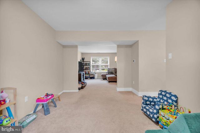 6 ADAM LN, Voorhees, NJ 08043