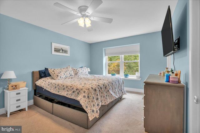 6 ADAM LN, Voorhees, NJ 08043