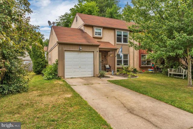 6 ADAM LN, Voorhees, NJ 08043