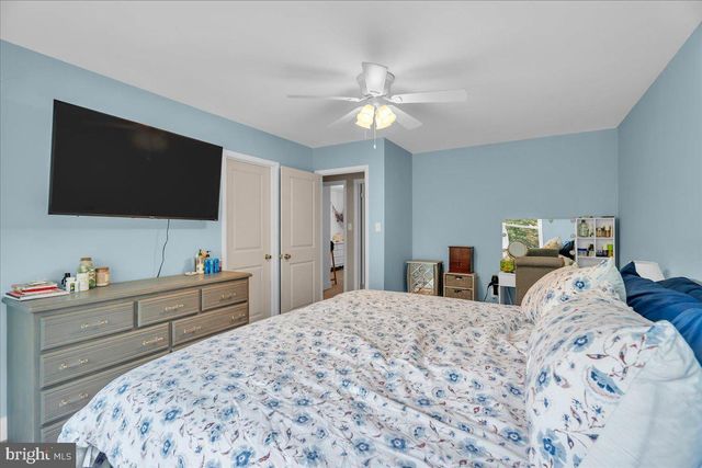 6 ADAM LN, Voorhees, NJ 08043