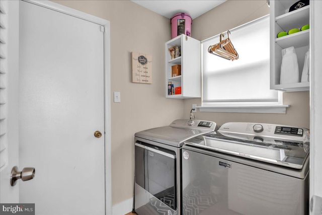 6 ADAM LN, Voorhees, NJ 08043